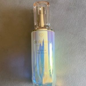 Cle De Peau , The serum 2.5 oz ! NO BOX